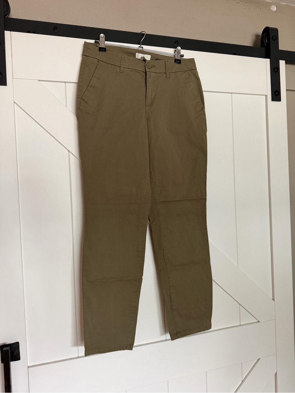 H&M Women’s Olive Chino Pants